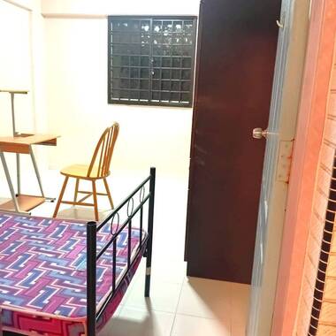 Common room for Rent at blk 121 Bedok Reservoir Road. Own bathroom! NO AGENT FEE