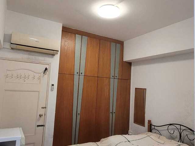 Geylang lor 37 shoe-bo apt near Paya Lebar MRT, no agt fee, cooking allowed,et et one o sx nn fv one