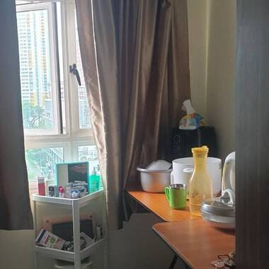 female sharing @ min. to Tiong Bahru MRT station