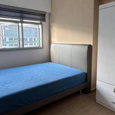 Common room at 612b tampines north drive 1 for rent! Aircon wifi!
