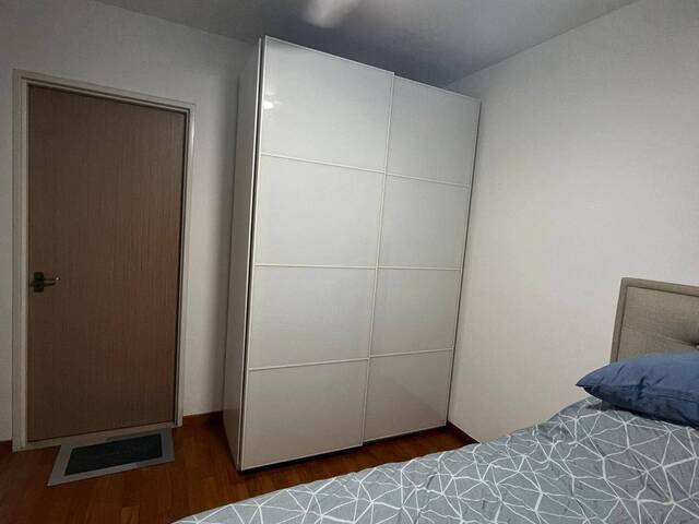 Master room for rent