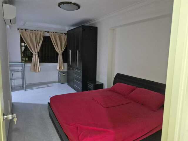 Spacious Master Room for Rent – BLK 518 Jelapang Road