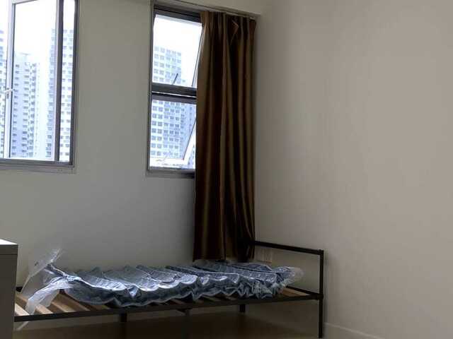 HDB Common Bedroom for Rent in Fernvale/ Sengkang West / Seletar.