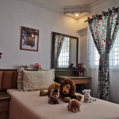 Common room at 858 tampines avenue 5 for rent! Aircon wifi!