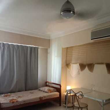Common room at 304 canberra road for rent! Wifi available!