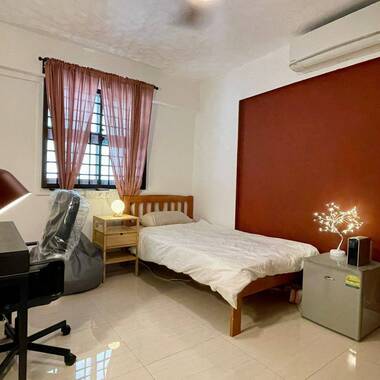 Newly furnished spacious luxury room for rent and own bathroom at 5 Dover Crescent