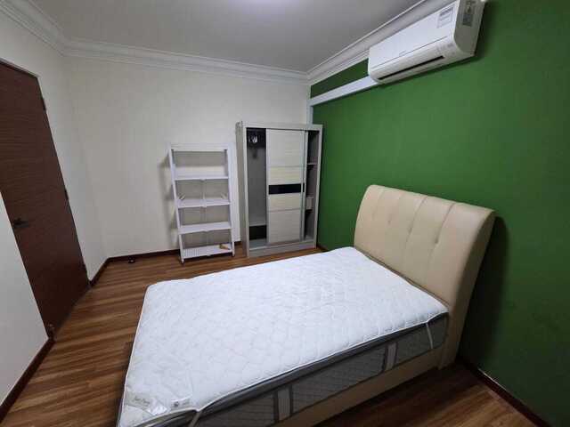 One common room to rent