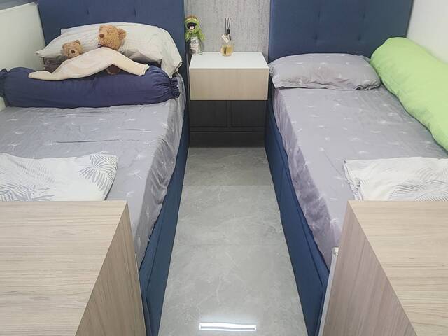 Chinese Guy looking for room-mate to share existing room