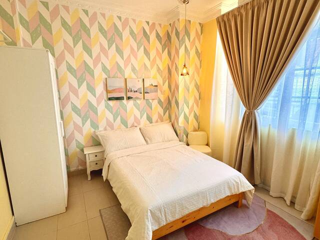 No Agent Fee No Owner Near MRT And Shopping Mall