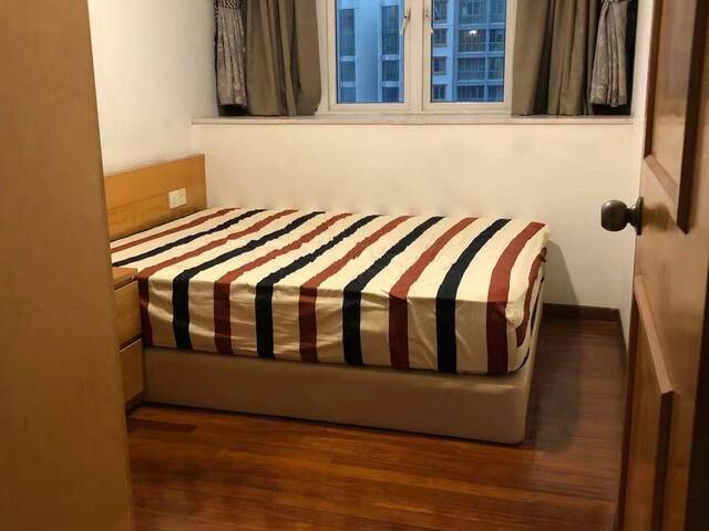 Two common rooms at Central Meadows for rent! Aircon wifi!