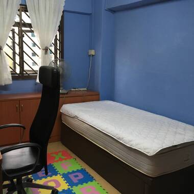 Single room for rental