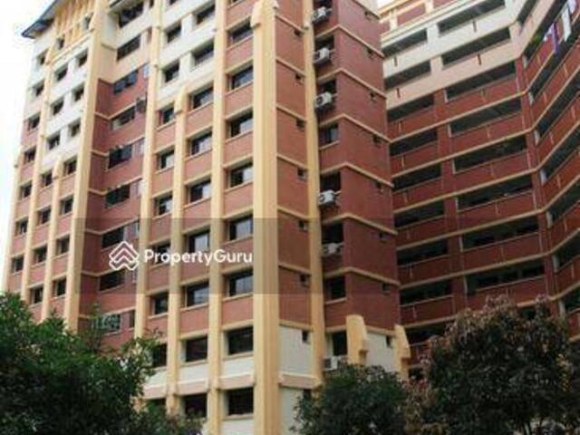 4R flat for rent at Blk 725 Woodlands Avenue 6. Near to Admiralty MRT! NO AGENT FEE