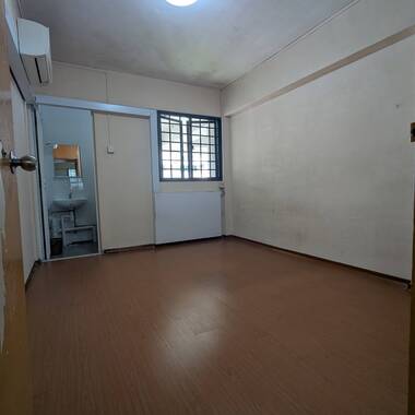 Great Location. Move-in ready
