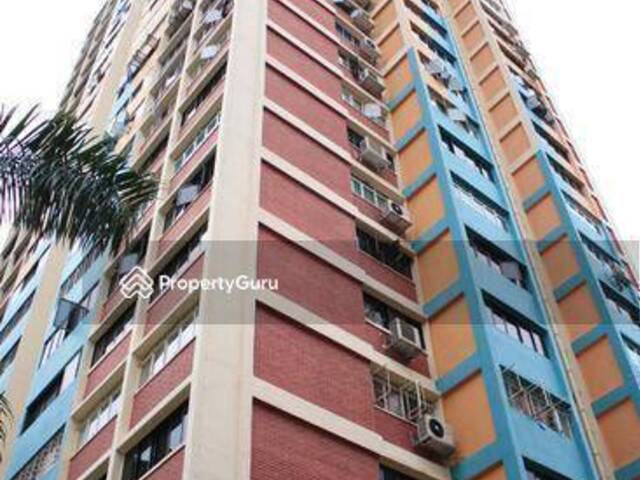 5R flat for rent at blk 437 Ang Mo Kio Avenue 10. Near to Ang Mo Kio MRT! NO AGENT FEE