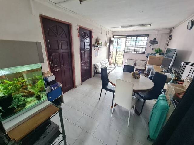 Shared room @ Blk 1 Jalan Bukit Merah