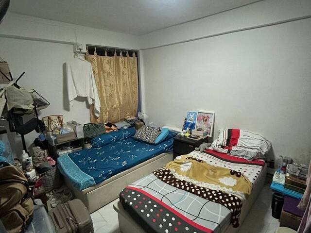 Shared room @ Blk 1 Jalan Bukit Merah