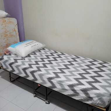 Common Room @ Hougang ave 4 BLK 607! Single female owner!