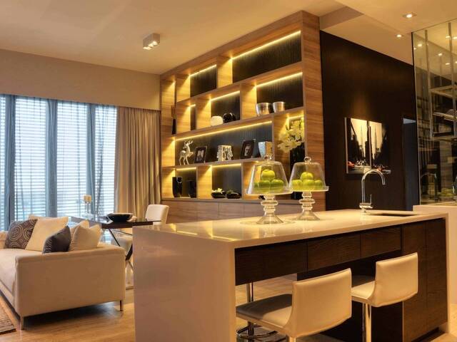 Luxury condo room near MRT Haw Par is for rent