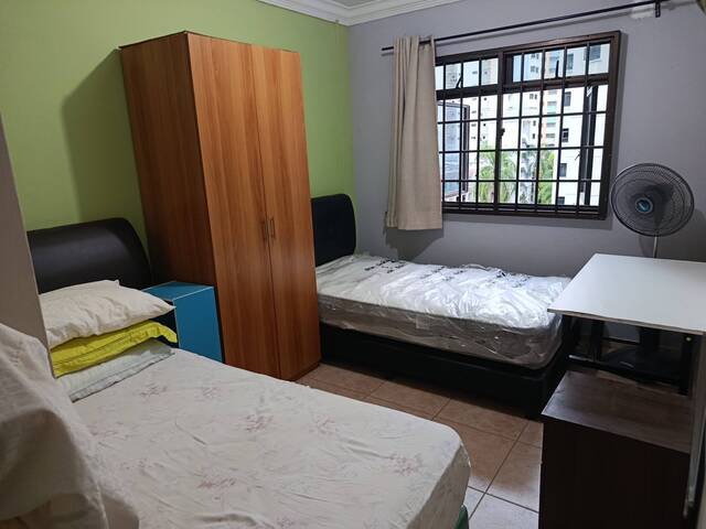 Room sharing at Sengkang mrt 3 mins walking distance