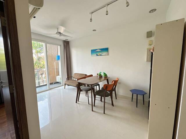 Beautiful condo room for rent
