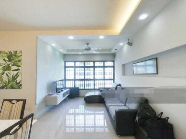 Master Bedroom for Rent at Fernvale