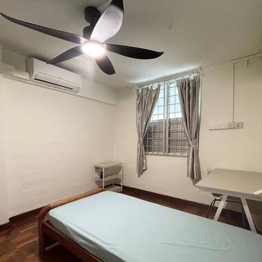 * 5 min to MRT ** near amenities *** Immediate