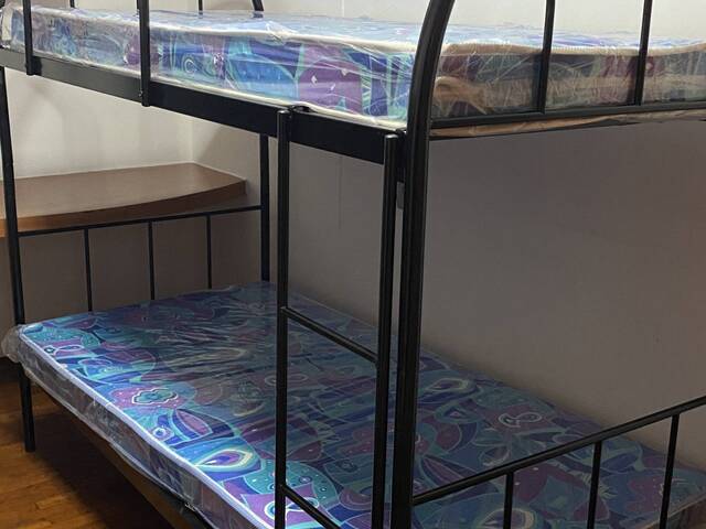 Sharing rooms for rental
