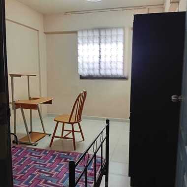 Common Room @ Bedok Reservoir Road BLK 121! NO AGENT FEE!
