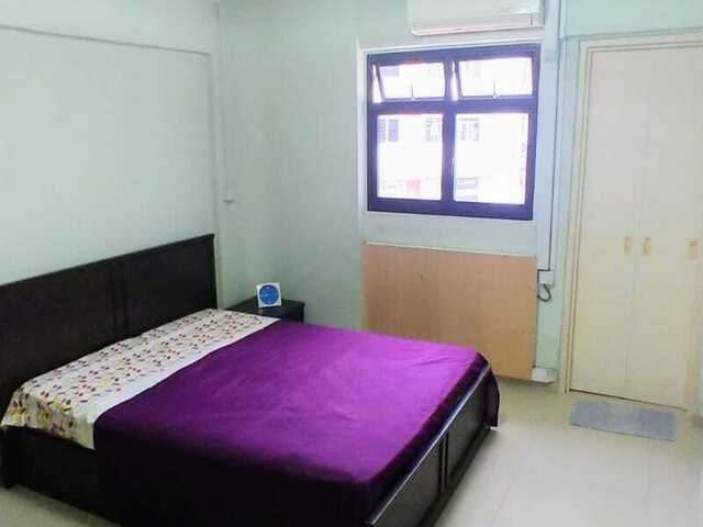 Master Bedroom with Aircon near MRT