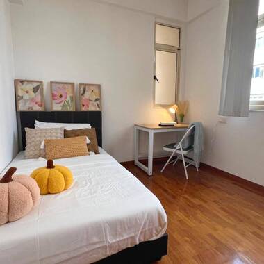 Only female environment ,7 mins walk to Aljunied MRT green line