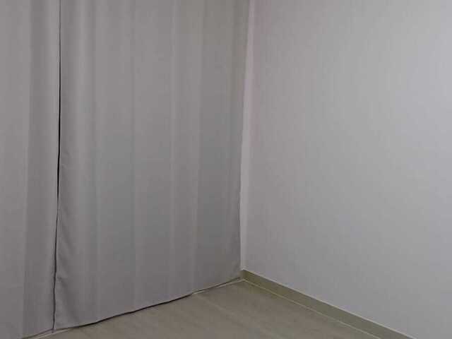 Bright & Airy Common Room For Rent