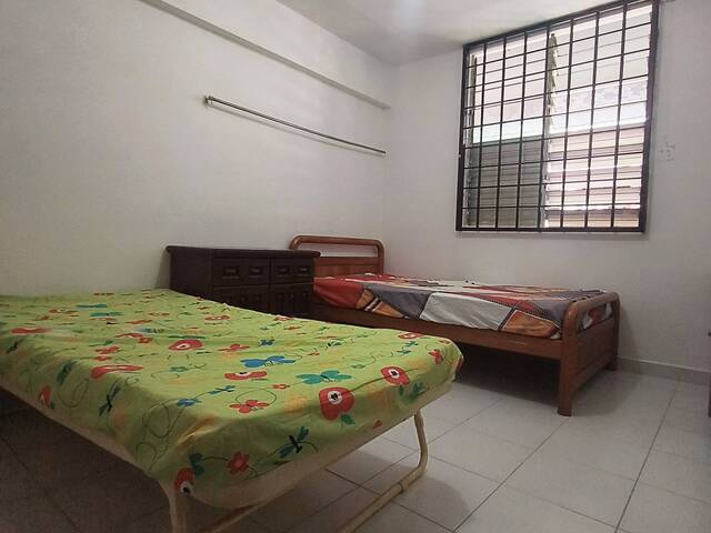 Affordable Stay in the City: Common Room Rental in Tiong Bahru Estate