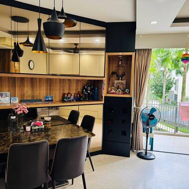 3-Bedroom Unit @ Palm Isle Condo! NO AGENT FEE!