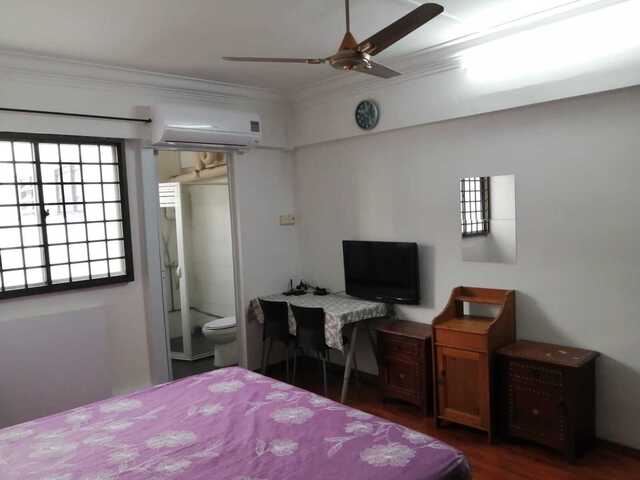 Master Room Near Kovan MRT