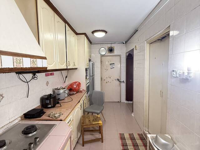 Nearly MRT Ang mo Kio