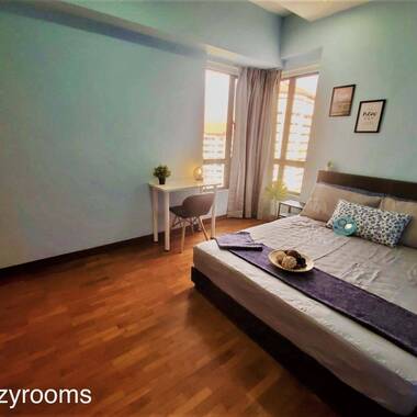 Condo Common Room for Rent in Jurong East near Chinese Garden MRT