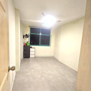 Common Room at Blk 483 Segar Road. (Female Only) NO AGENT FEE