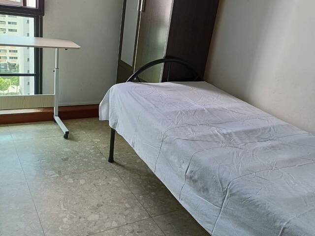 Common room at Chestervale for rent! Aircon wifi!