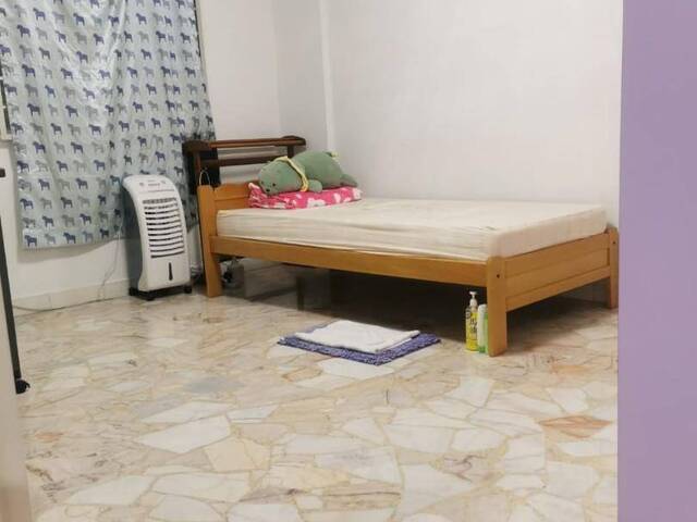 Yishun Spacious Common Room for Female