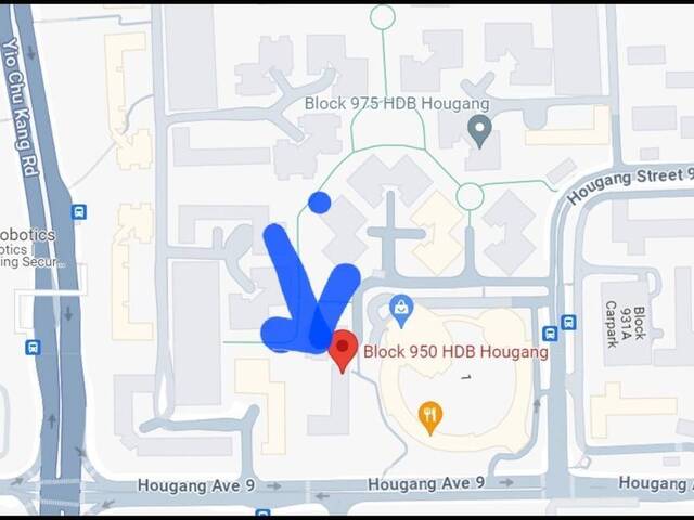 Common Room - 100 Steps to Hougang 1 Shopping Centre - Full of amenities