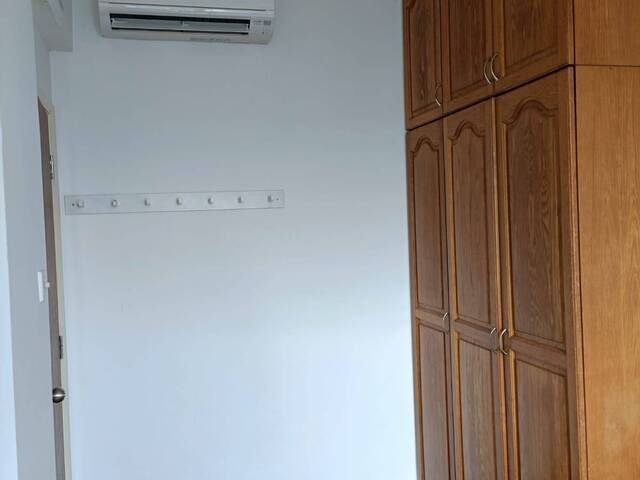 Private Condo Parc Oasis - Room Rental 2-4 mins walk to chinese garden MRT