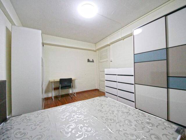 3--Room Unit @ Whampoa Drive BLK 97! NO AGENT FEE!