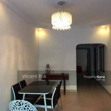 Peaceful Nature-Living Home Near MRTs – Comfort, Convenience & Serenity Await!”