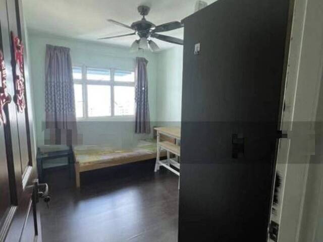 High floor Unblock view, 5mins walk to Kallang Mrt, Common rm, opposite Supermarket, Foods Centre