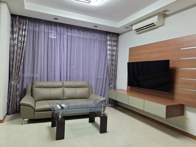 2 bedder condo for rent @ Lakeshore, opposite Lakeside MRT