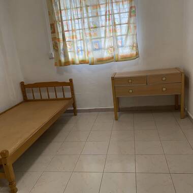 5 MIN TO ALJUNIED MRT - 3I HDB APPROVED UNIT