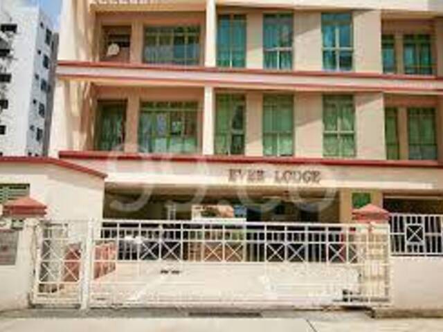 Common Room for rent at Ever Lodge, No Owner. NO AGEBT FEE
