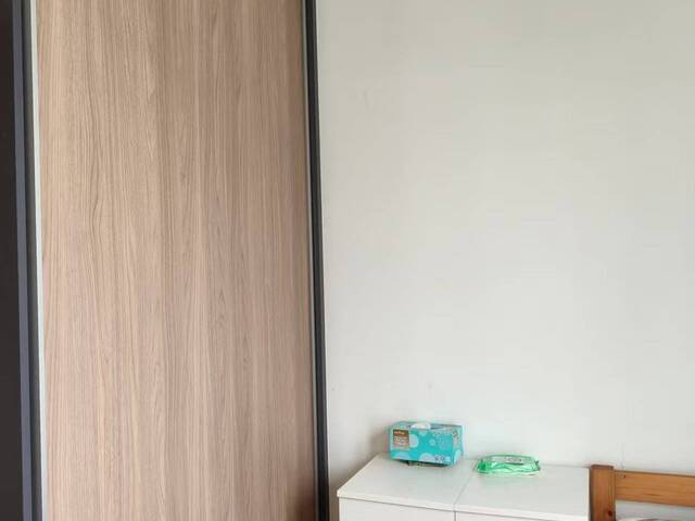 Pasir Ris Park Condo with Full Sea View, single room, utilities and wifi all in