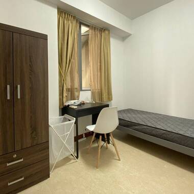 Clean and Cosy and Well Designed Room in Central Singapore