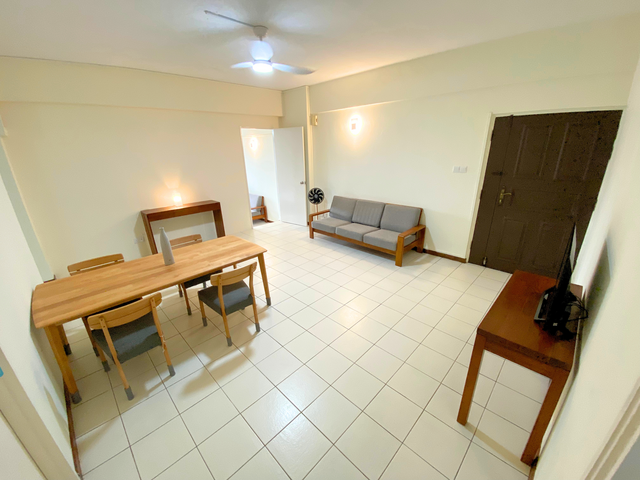 Master Bedroom at Clarke Quay, Only 10-min walk to Raffles Place